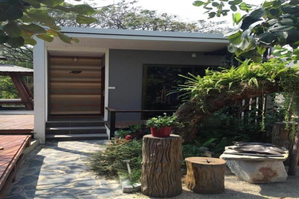 Oyo 271 The Resort Romklao Bangkok Zewnętrze zdjęcie