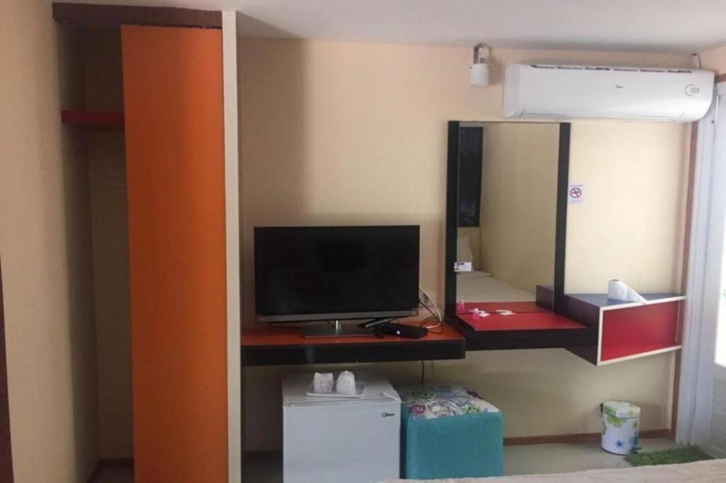 Oyo 271 The Resort Romklao Bangkok Zewnętrze zdjęcie